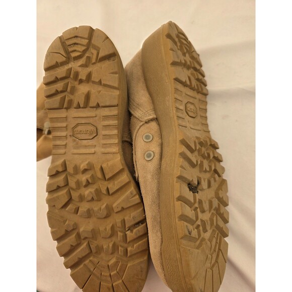 USGI Army Desert Combat Boots Vibram Soles Mens 11.5 R Coyote Khaki Brown FS! - Picture 6 of 6